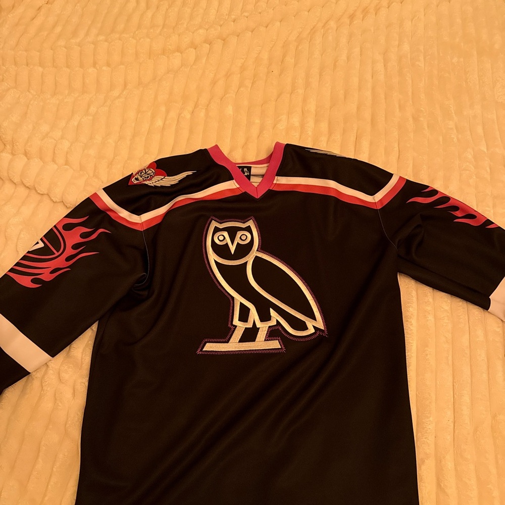 OVO WWE COLLAB BRETT HART